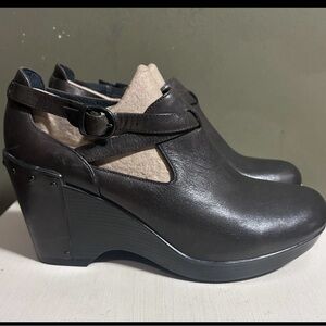 Dansko Fanny Black Leather Wedge Mary Jane with Strap